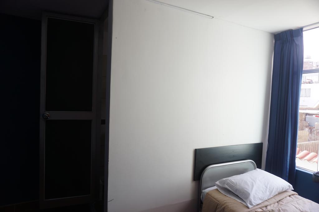 Residencial Mamamia Hotel Tacna Exterior photo