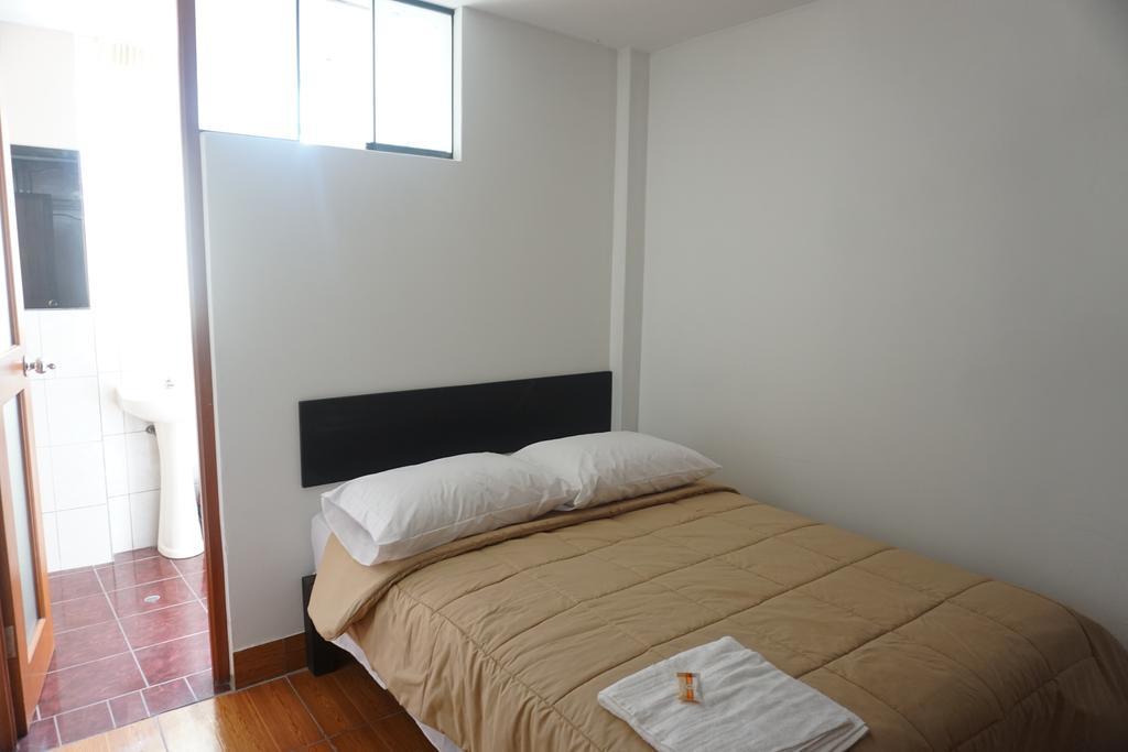 Residencial Mamamia Hotel Tacna Exterior photo